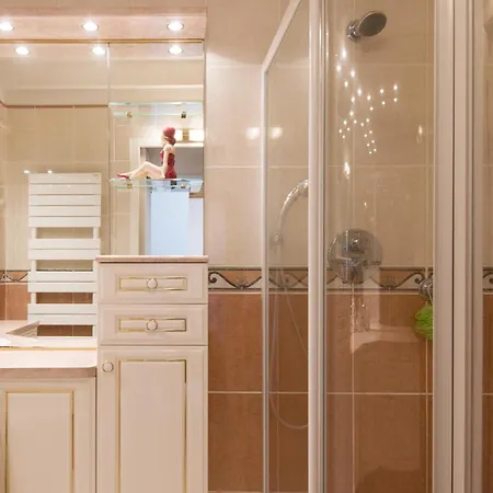 Сasa de vacaciones 3 Bedroom Gorgeous In Royan