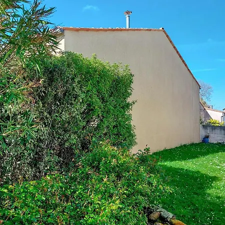 3 Bedroom Gorgeous In Сasa de vacaciones *